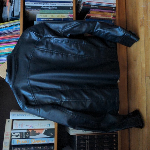 Unisex Italian Faux-Leather Jacket - Picture 5 of 5